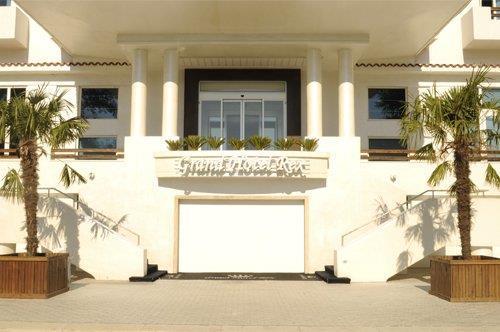 Hotel Grand Rex 5*